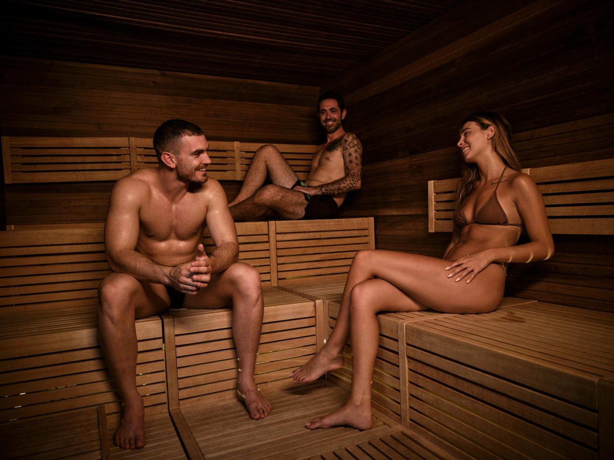 Le Rose Suite Hotel Римини Экстерьер фото